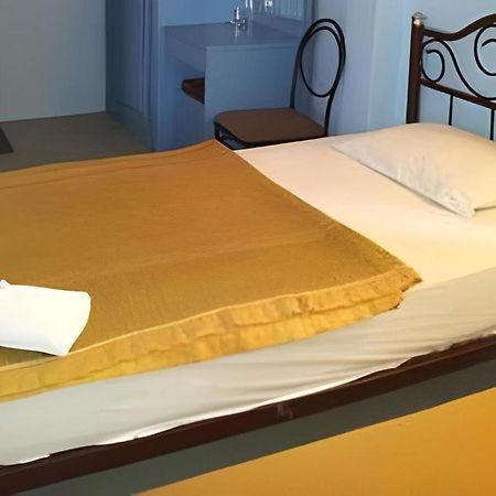 Centaur Inn Hotel Бангкок Экстерьер фото