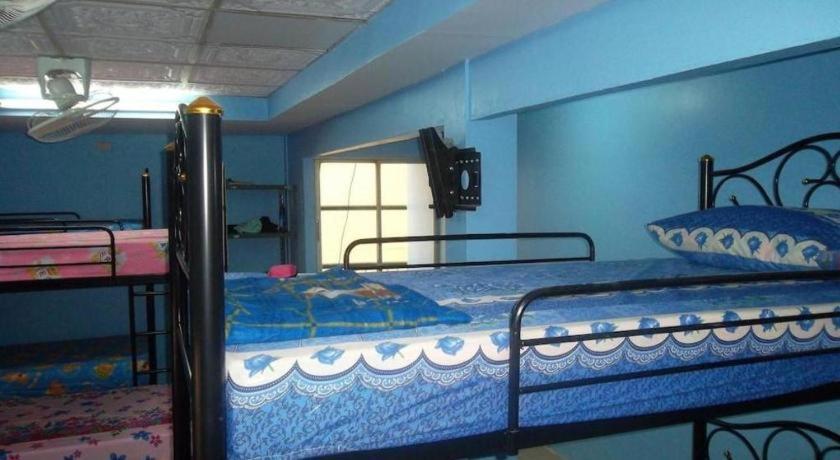 Centaur Inn Hotel Бангкок Экстерьер фото