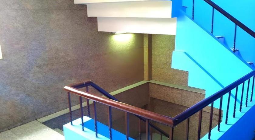 Centaur Inn Hotel Бангкок Экстерьер фото