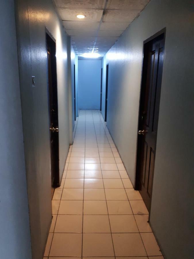 Centaur Inn Hotel Бангкок Экстерьер фото